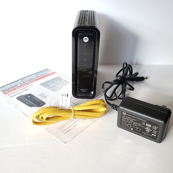 Motorola SB6121 SURFboard DOCSIS 3.0 Cable Modem - Picture 2 of 13